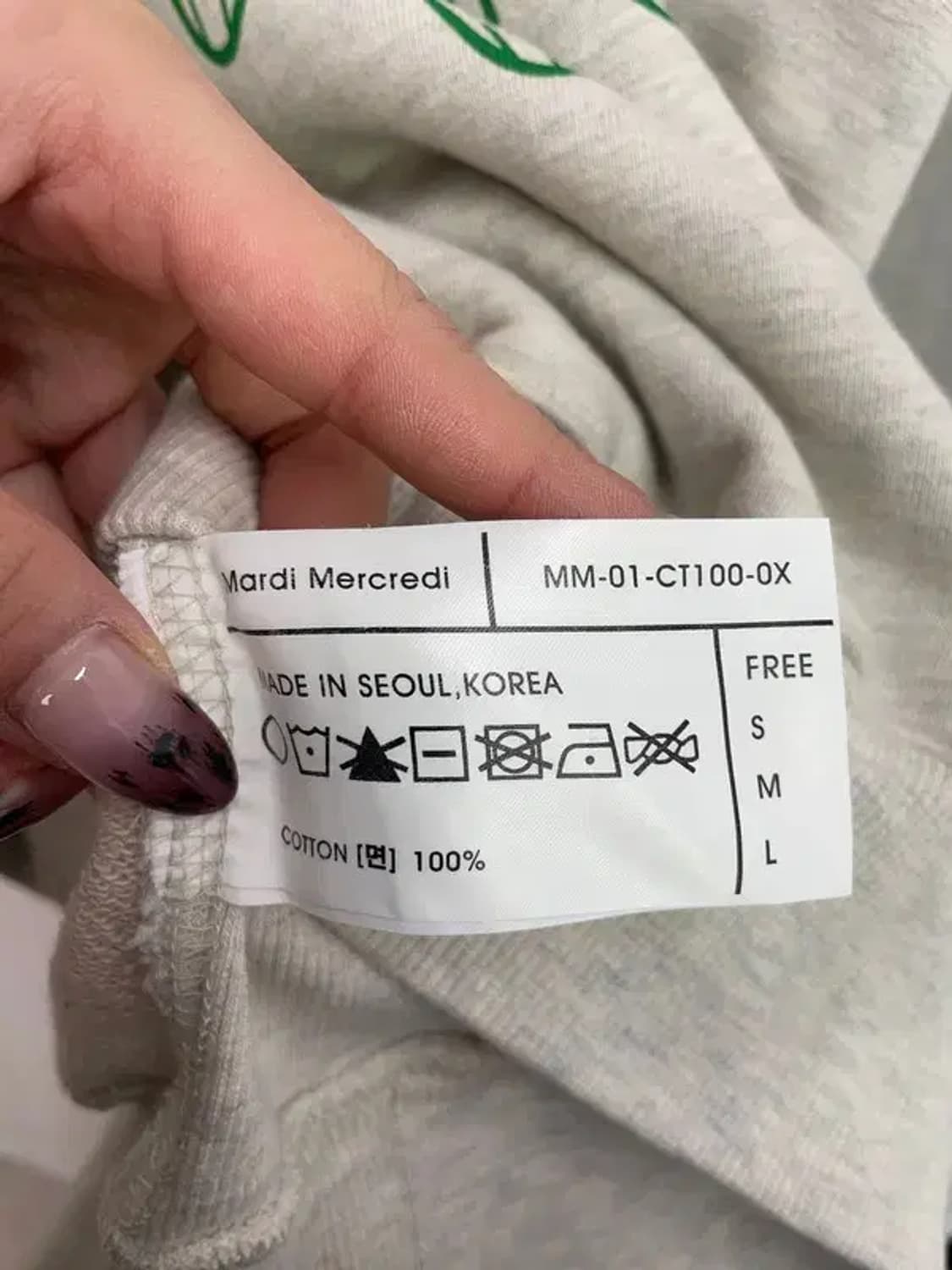 여성 마르디 메크르디 플라워 로고 오버핏 맨투맨 상품이미지8