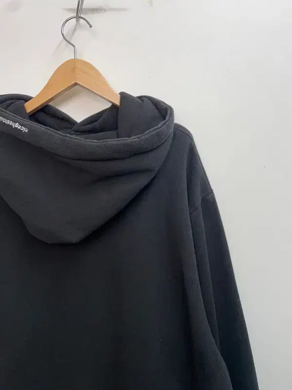 미디움 나이스고스트클럽 후드티 블랙 오버핏 상품이미지9