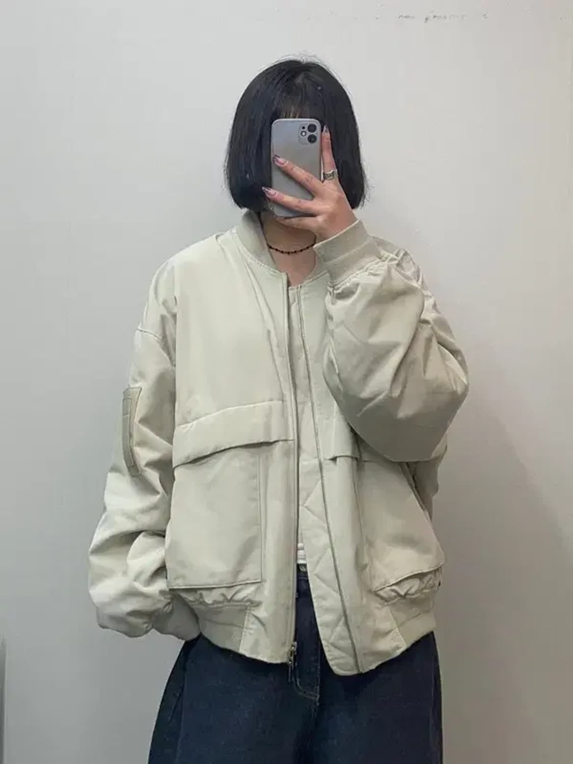 미디움 코드그라피 항공점퍼 다운패딩 자켓 베이지 상품이미지1