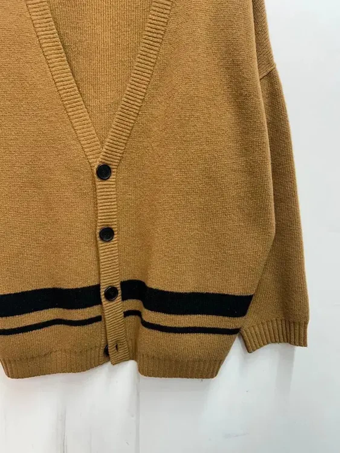 미디움 인사일런스 오버사이징 울 가디건 브라운 상품이미지3