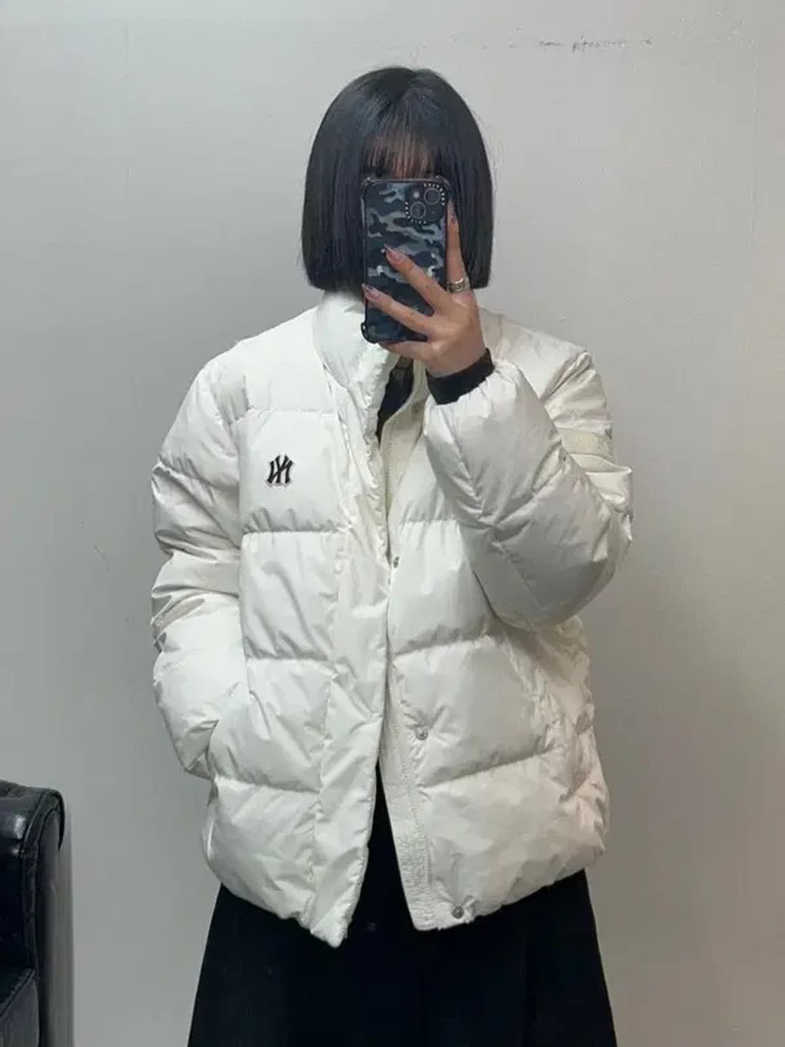 90 MLB 베이직 숏패딩 뉴욕 양키스 아이보리색 상품이미지1