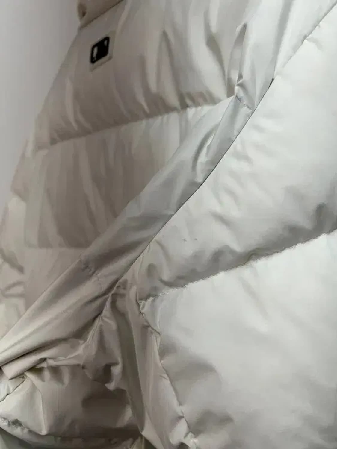 90 MLB 베이직 숏패딩 뉴욕 양키스 아이보리색 상품이미지10