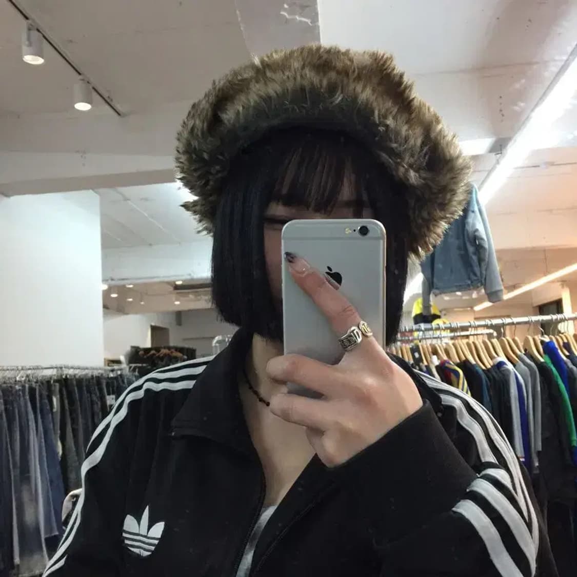 필라 아웃도어 트루퍼햇 군밤모자 털모자 방한 귀도리 스웨이드 상품이미지1