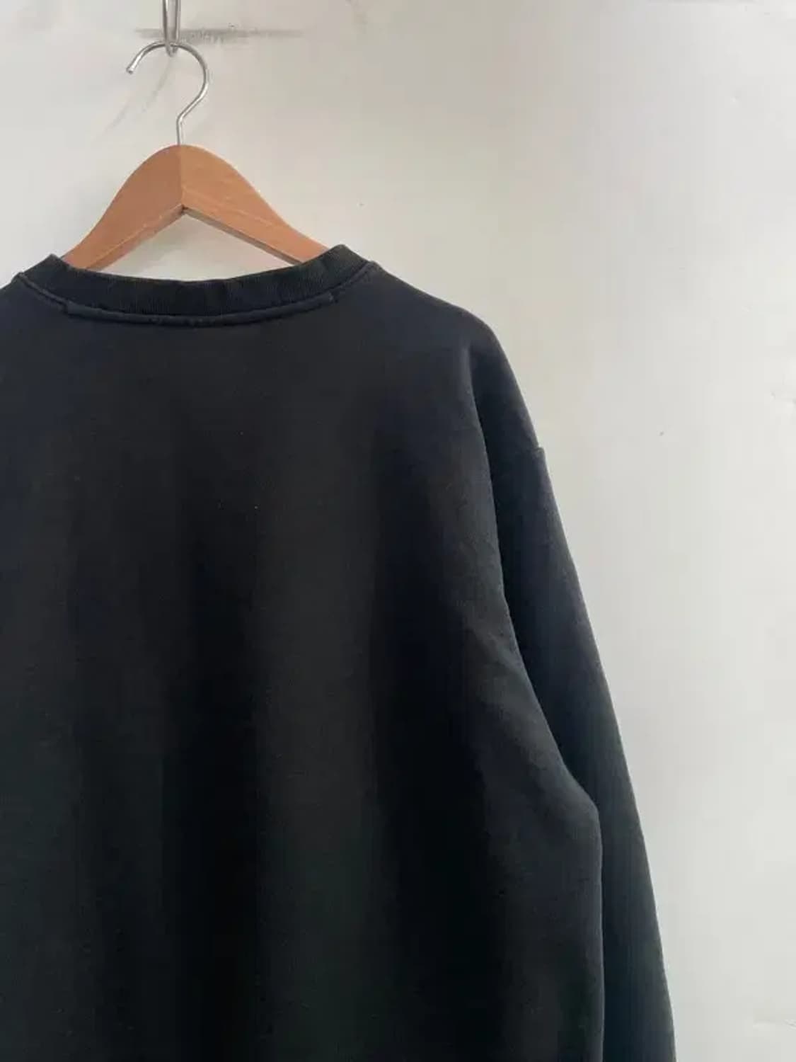 XL 코드그라피 24H 트랙 브이넥 맨투맨 블랙 상품이미지8