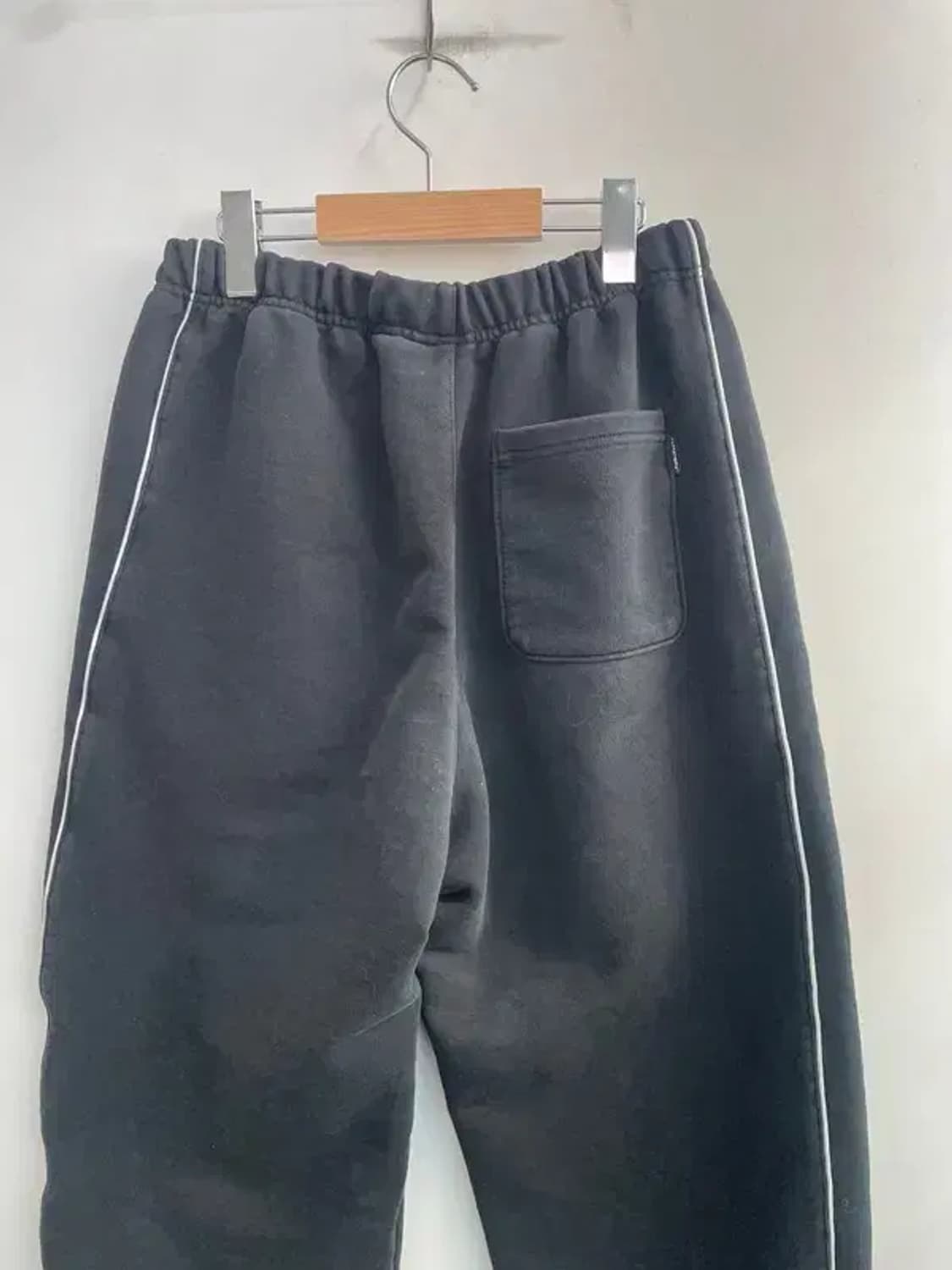 미디움 코드그라피 24H 트랙 트레이닝 조거 팬츠 블랙 상품이미지9