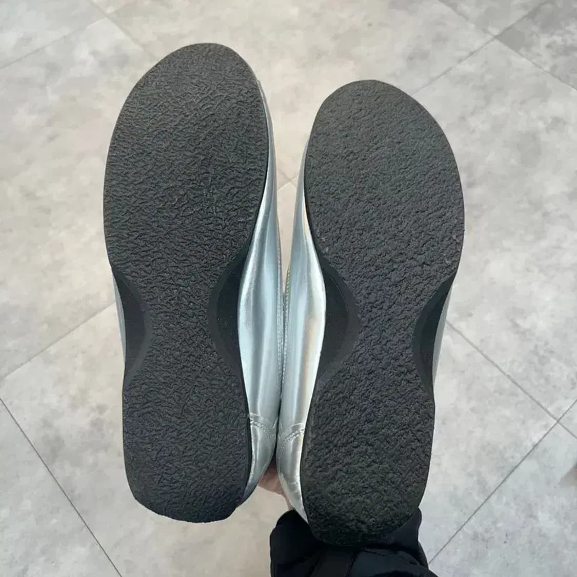 260 미사용 코어오브알케미 러너 챌린져 스트릿 슈즈 실버 상품이미지8