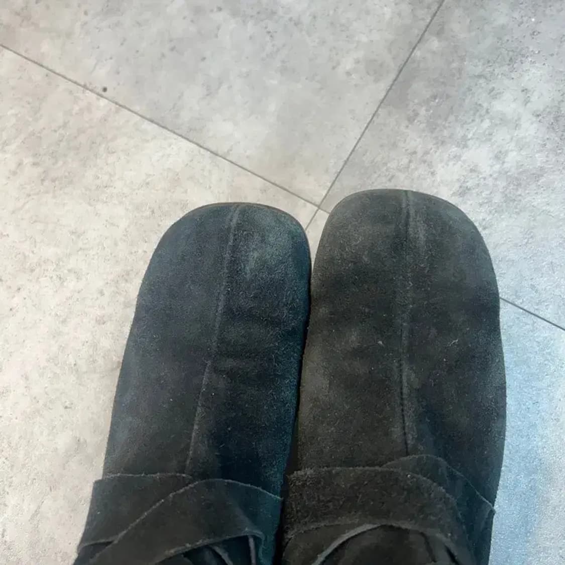 235 Carnaby 빈티지 버클 스트랩 스웨이드 부츠 블랙 상품이미지3