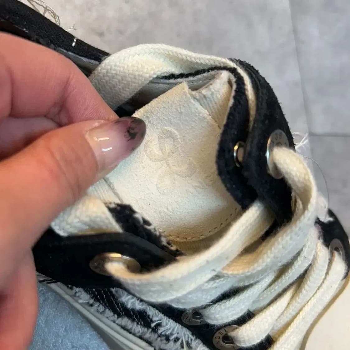 새상품 240 AGE ANGEL 캔버스 스니커즈 블랙 상품이미지6