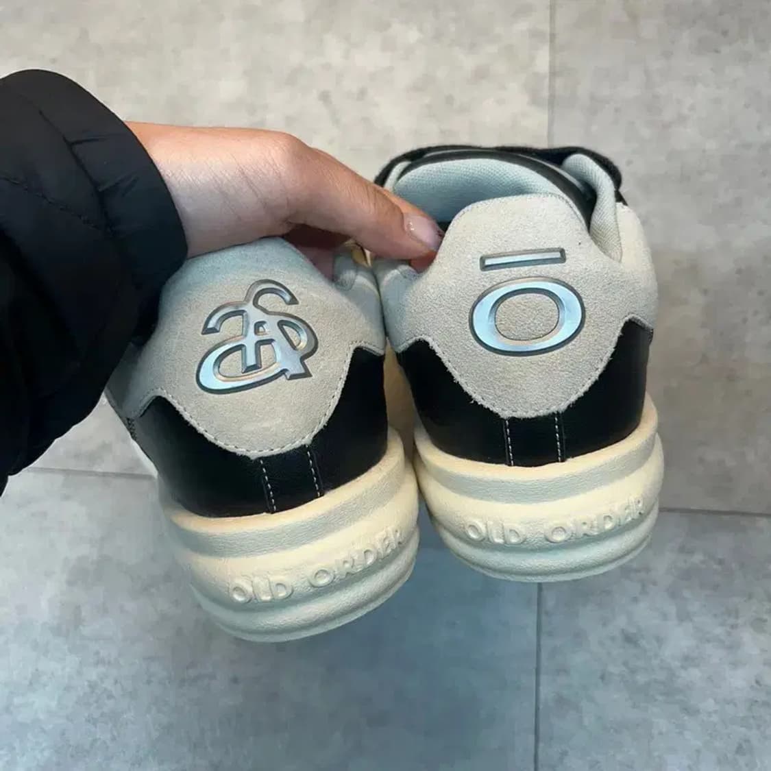 새상품 245 올드 오더 x 앤 앤델만 웨이브 003 블랙 상품이미지9