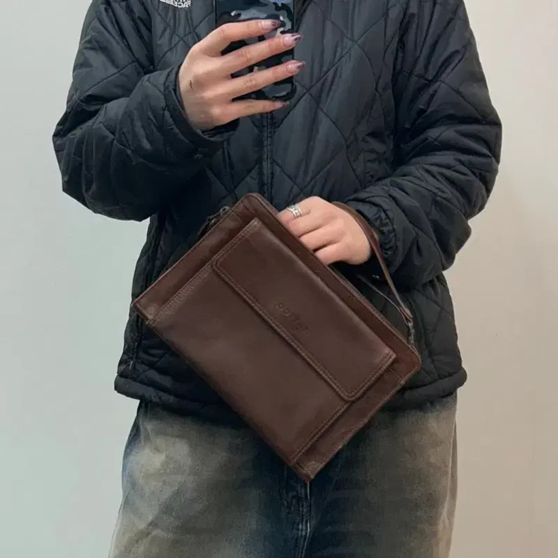 TATTOO 빈티지 브라운 가죽 클러치백 상품이미지1