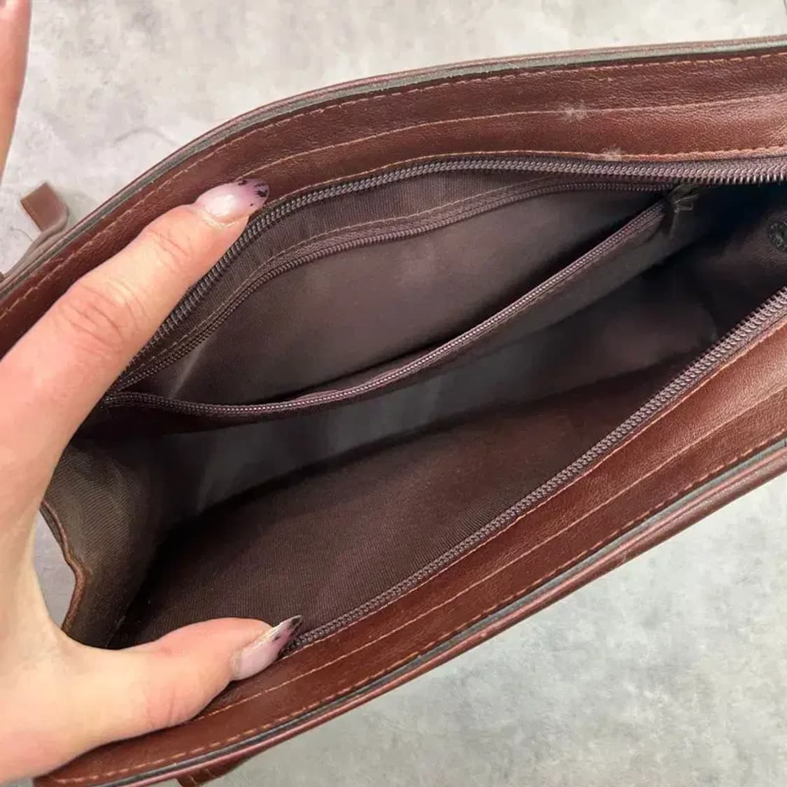 TATTOO 빈티지 브라운 가죽 클러치백 상품이미지4