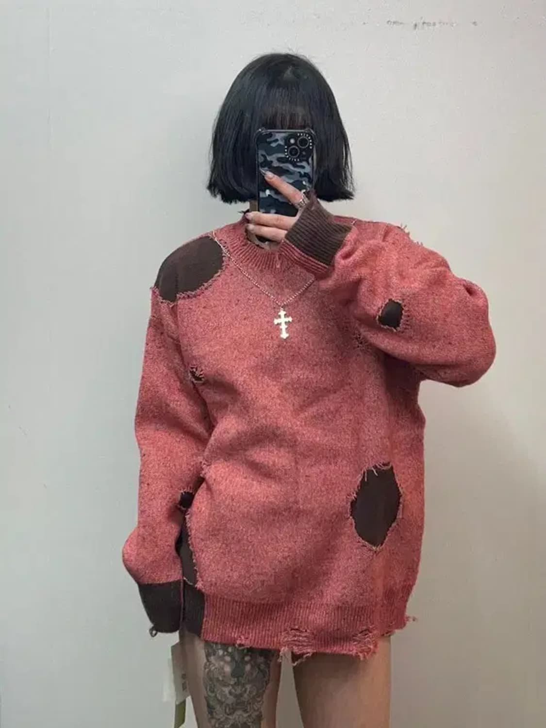 새상품 LACRAWFISH 십자가 디스트레스드 니트 멜란지 핑크 상품이미지1