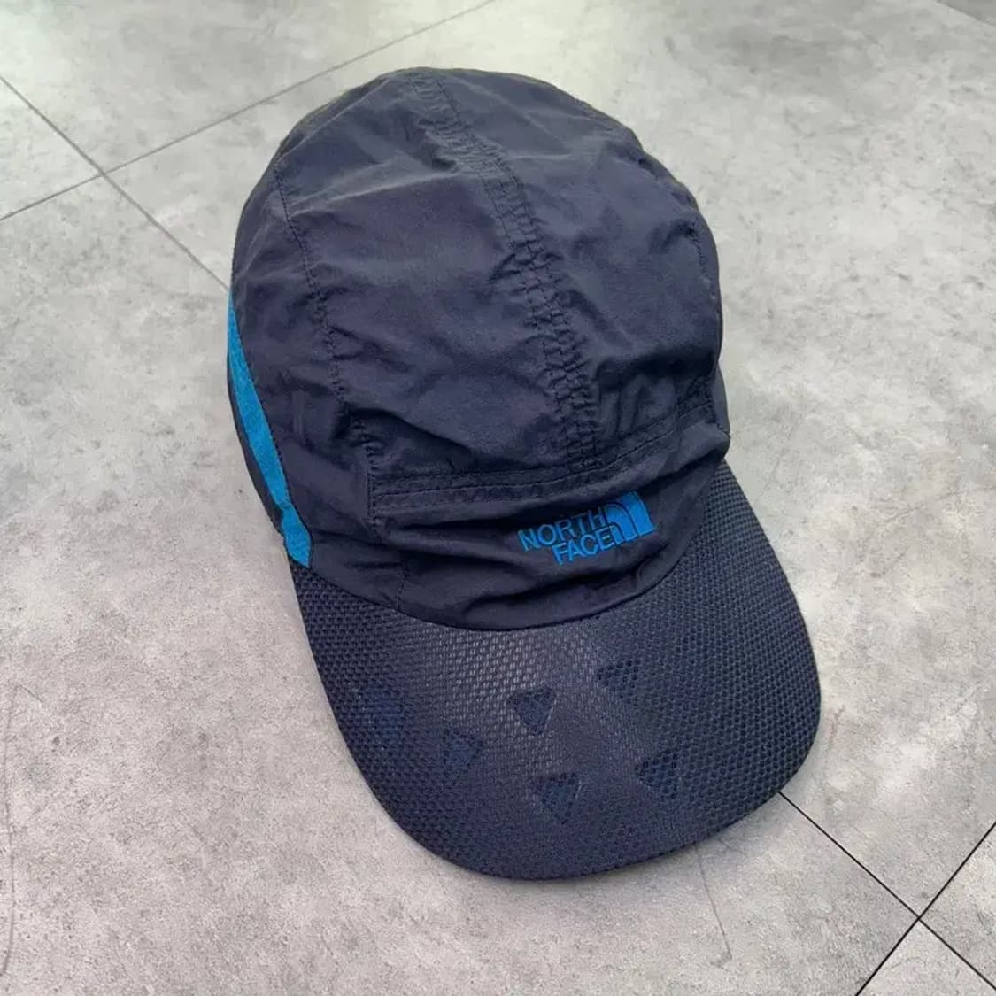 라지 노스페이스 윈드 메시 캡 네이비 상품이미지2
