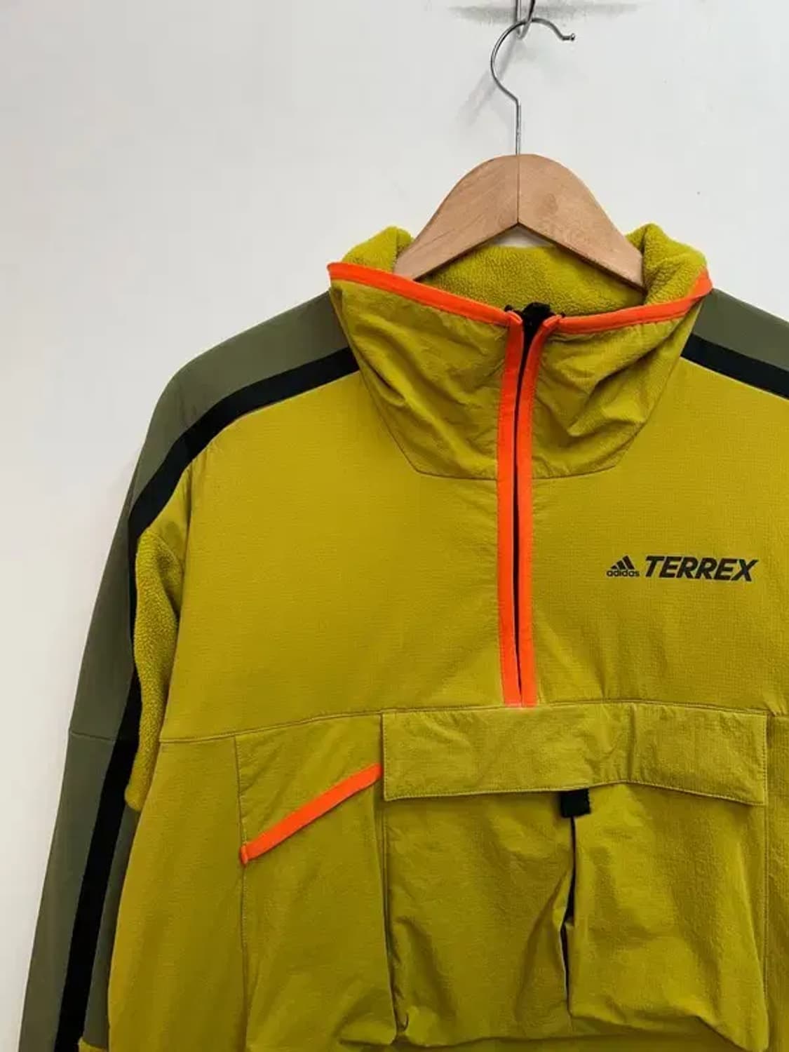 미디움 아디다스 테렉스 코듀라 기모 아노락 자켓 옐로우 상품이미지4