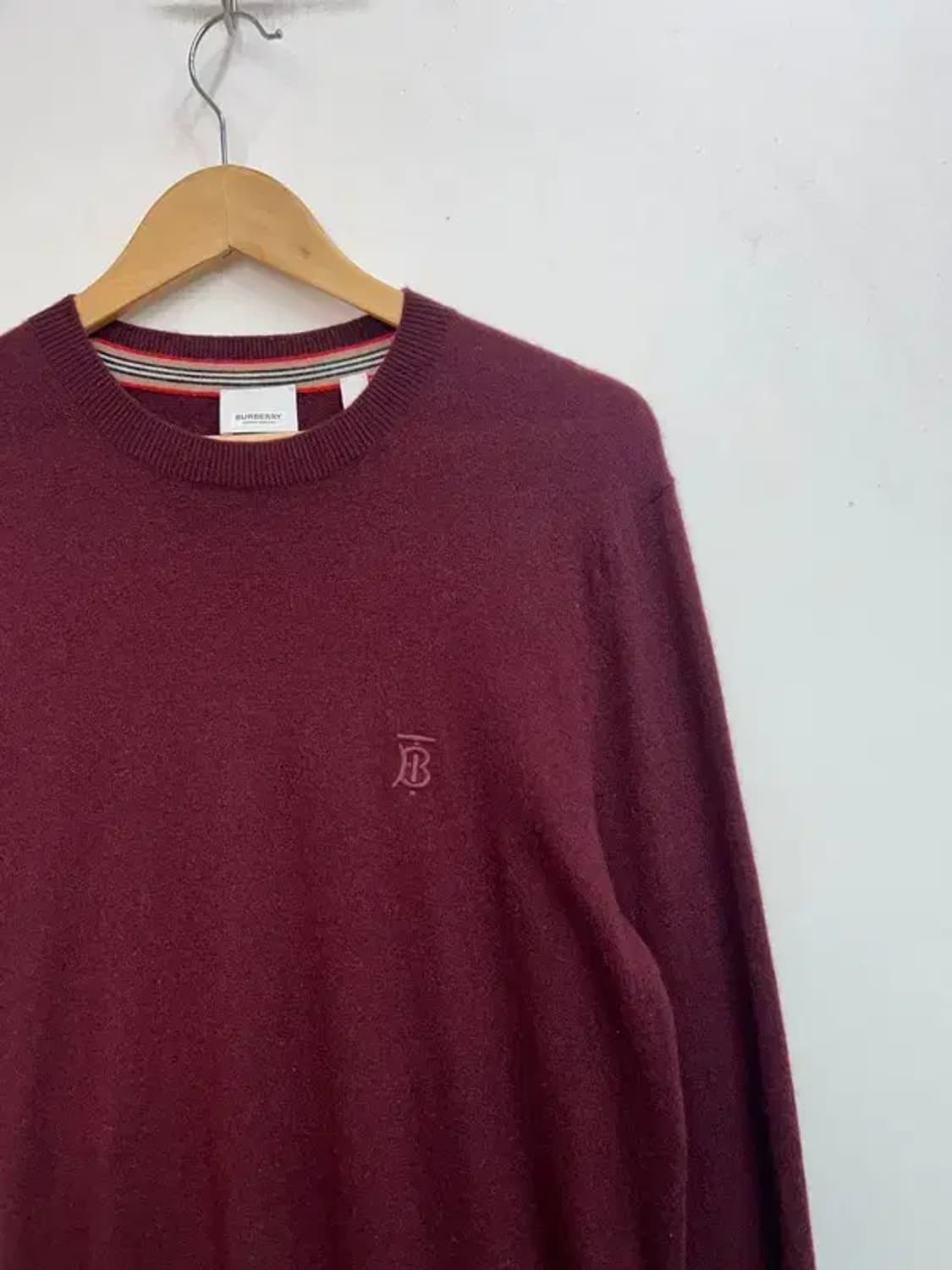 미디움 버버리 버건디 TB 로고 크루넥 캐시미어 스웨터 상품이미지4