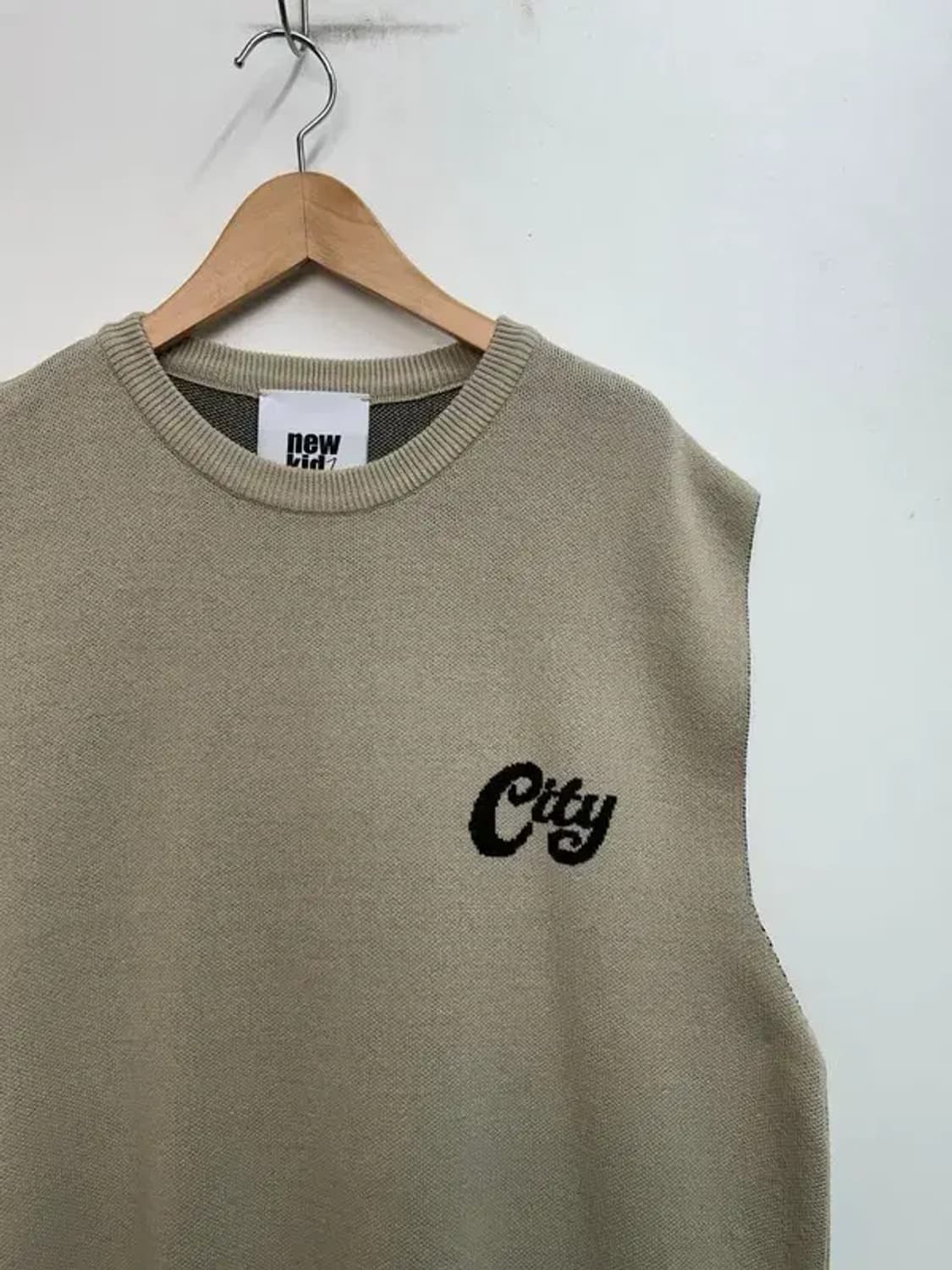 새상품 프리 노앙 오버핏 니트 베스트 베이지 상품이미지4