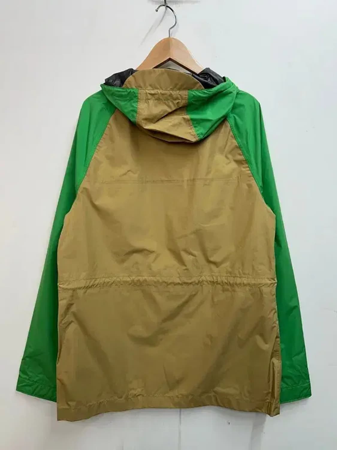 미디움 리바이스 마운틴 파카 바람막이 재킷 상품이미지10