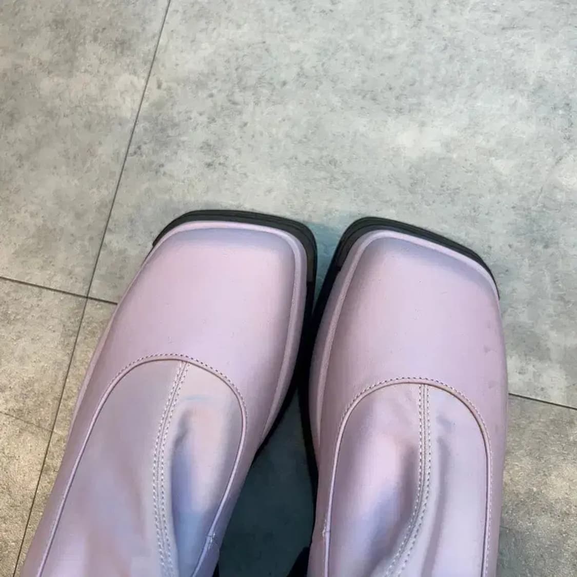 235 새상품 다프네랩 슈가 큐브 첼시부츠 핑크 상품이미지2