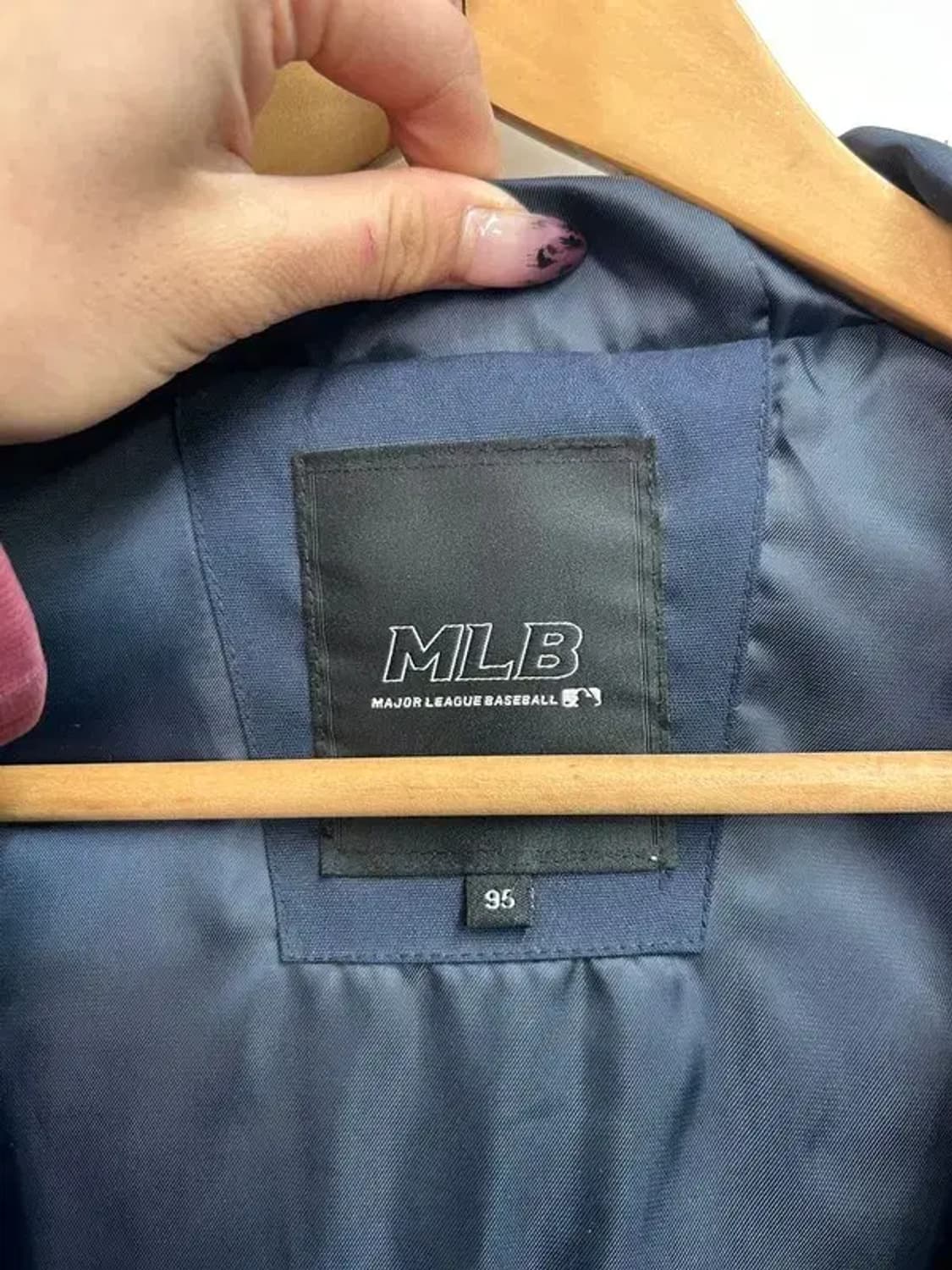 95 MLB 자수 로고 후드 패딩 조끼 네이비 상품이미지6