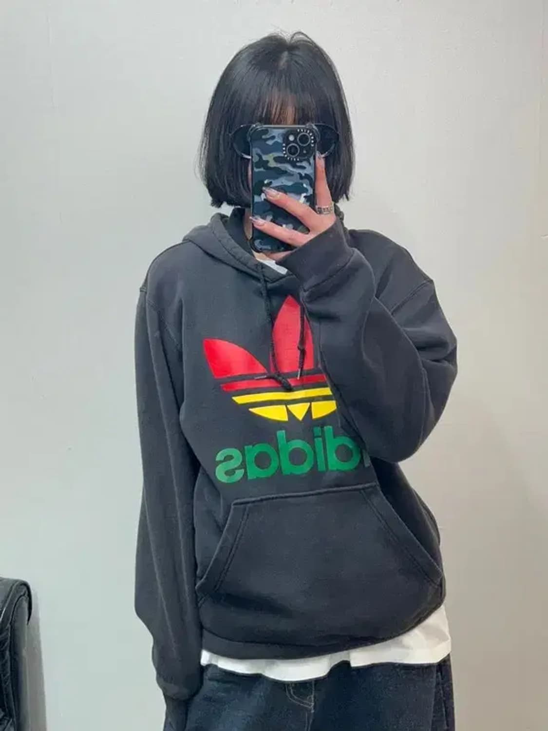 100 아디다스 빅로고 트레포일 후드 티셔츠 블랙 상품이미지1