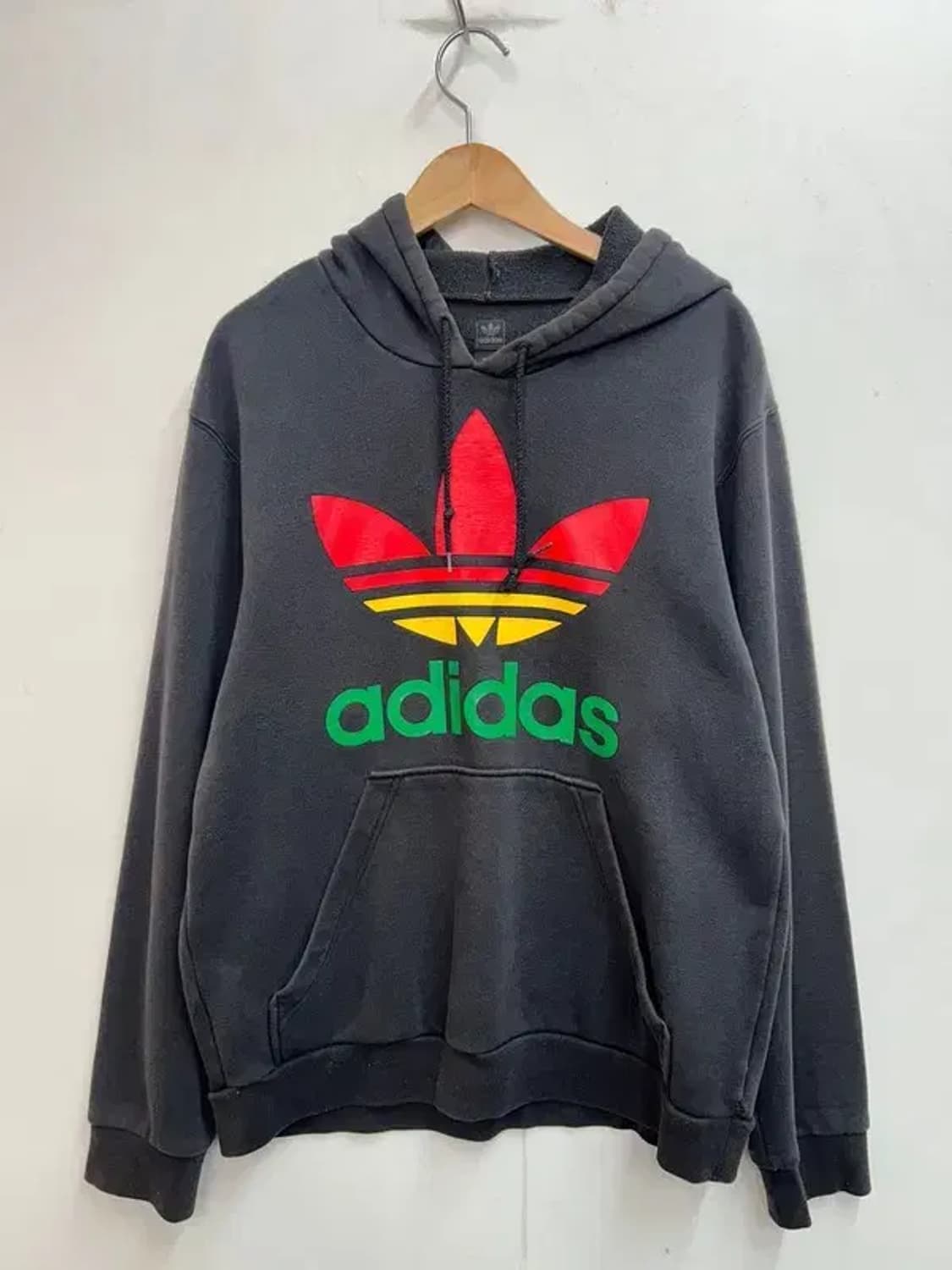 100 아디다스 빅로고 트레포일 후드 티셔츠 블랙 상품이미지2