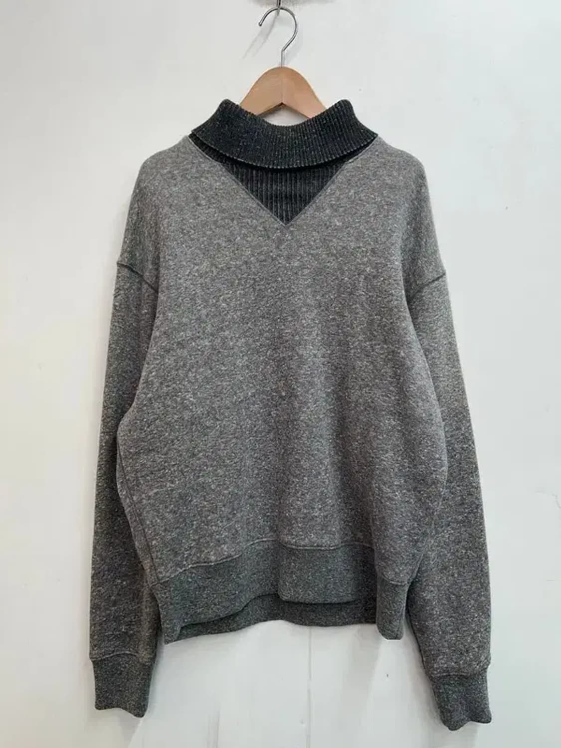 미디움 새상품 노앙 풀오버 스웨터 그레이 상품이미지2