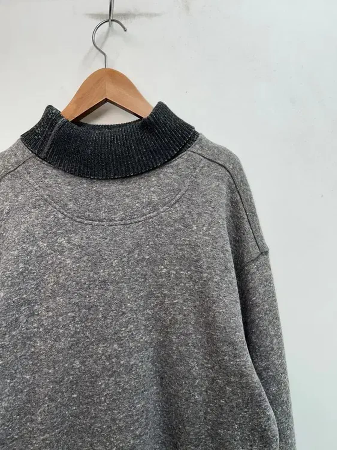 미디움 새상품 노앙 풀오버 스웨터 그레이 상품이미지9