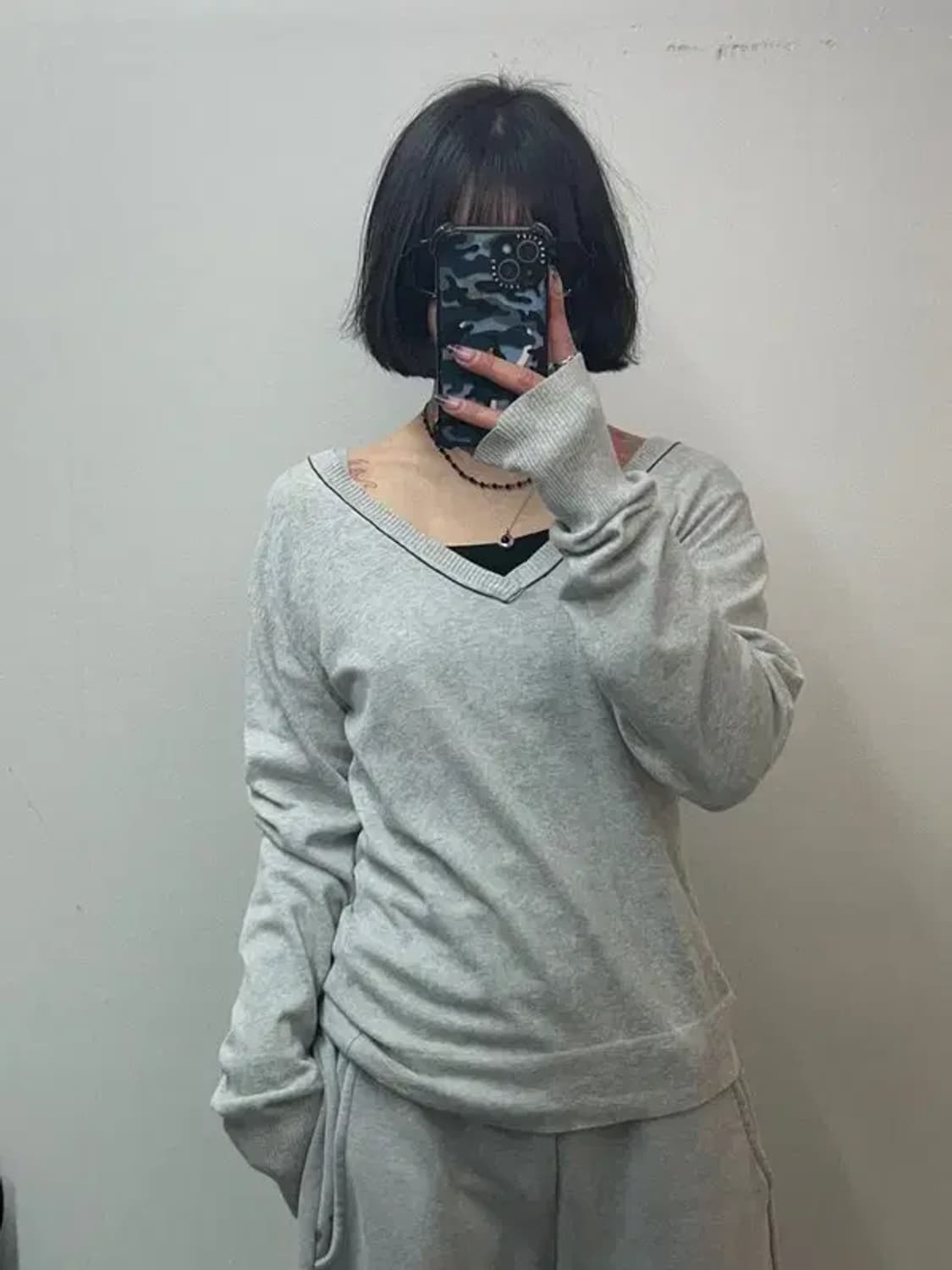 스몰 봄 옷 디젤 코튼 브이넥 롱 슬리브 그레이 상품이미지1