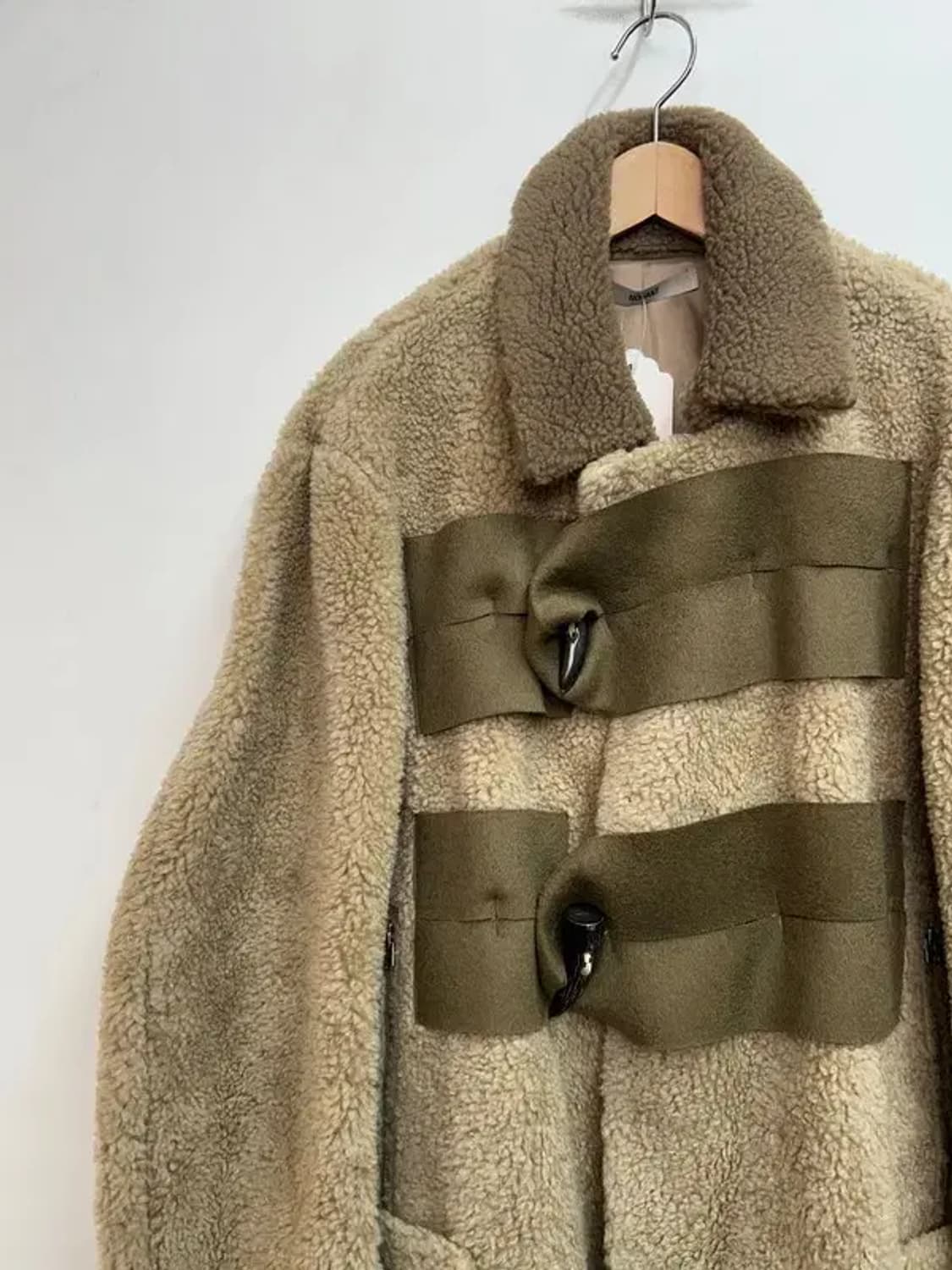 프리 새상품 노앙 오버사이즈 포켓 플리스 코트 카키 상품이미지4