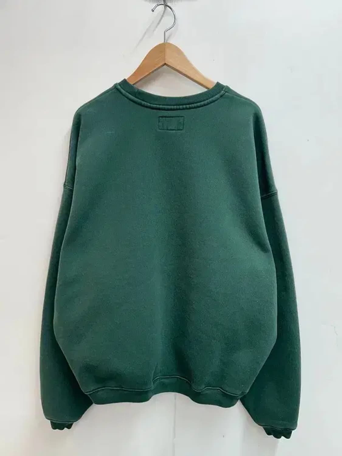 미디움 스투시 애슬레틱스 크루넥 맨투맨 Pine 색상 상품이미지7