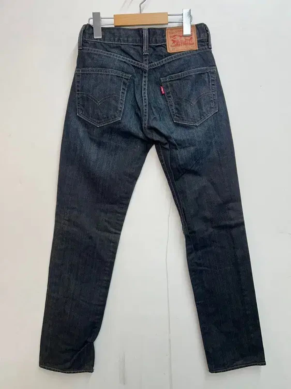 28 리바이스 511 블랙진 워싱 데님 팬츠 상품이미지8