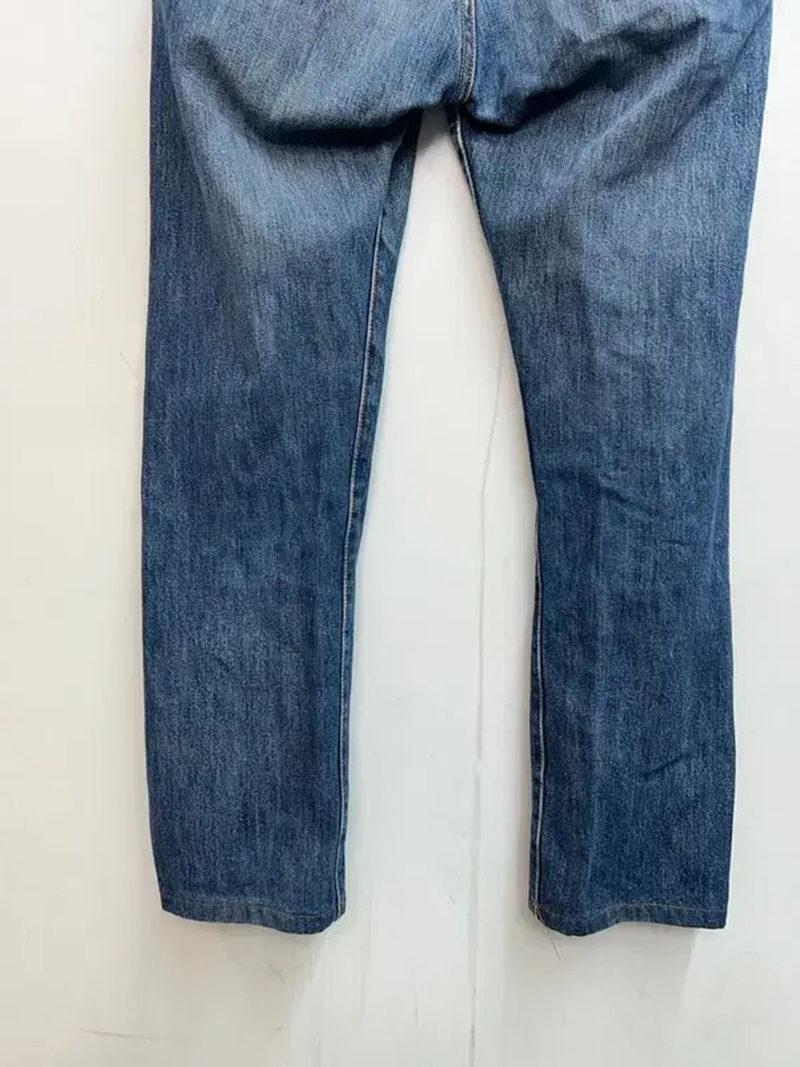 33 리바이스 501 슬림핏 워싱 데님 팬츠 상품이미지7