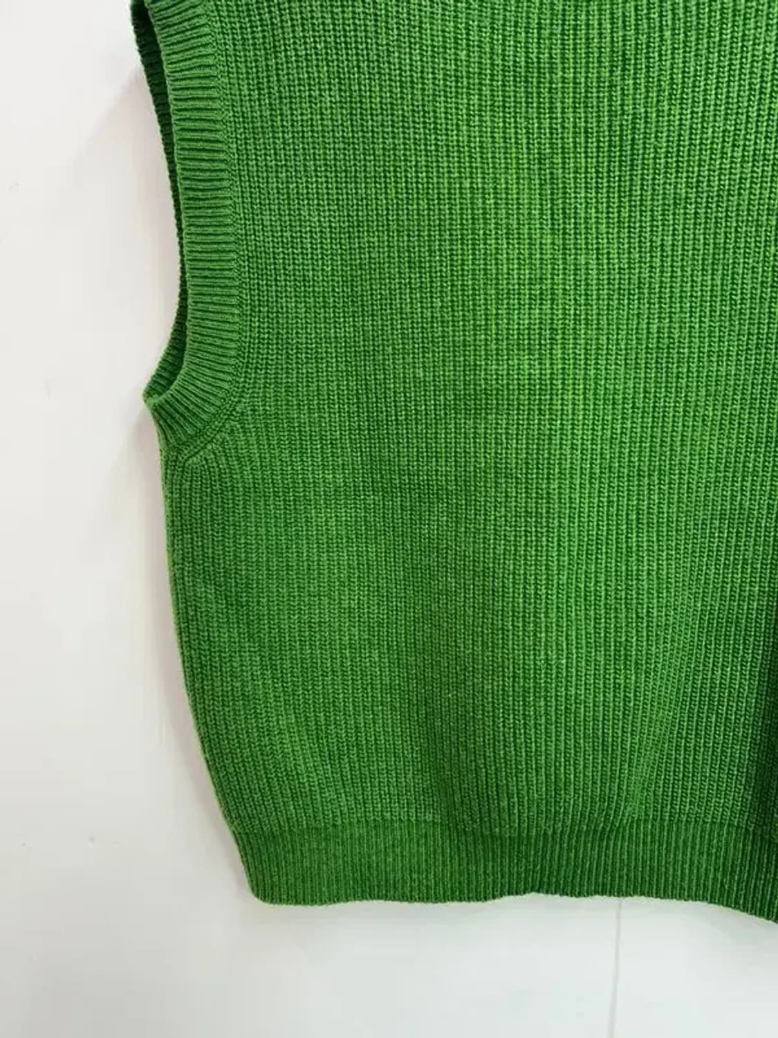 미디움 봄 문선 유니섹스 아가일 홀 니트 베스트 포레스트 색상 상품이미지9
