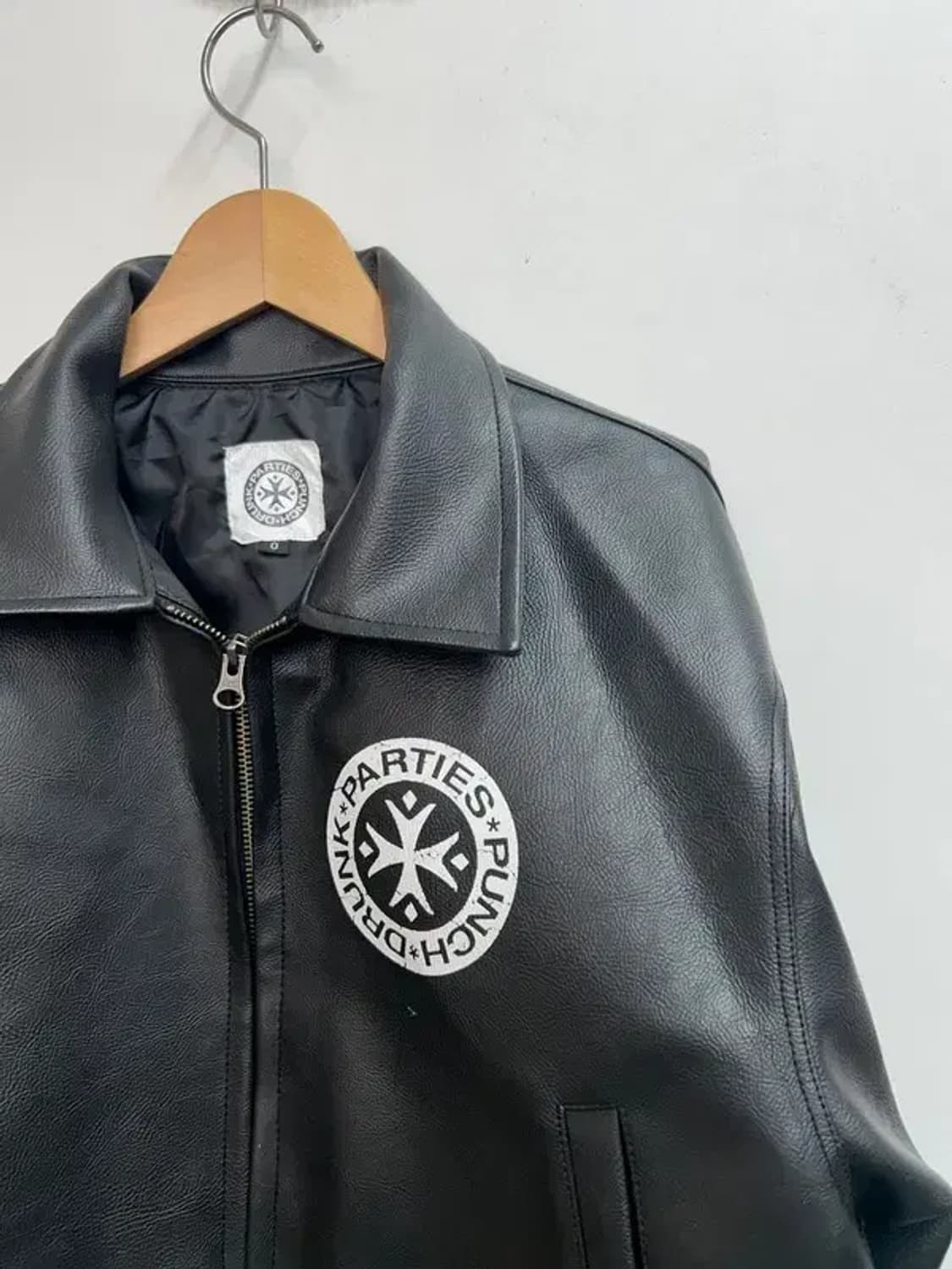 0 사이즈 펀치드렁크파티즈 비건 레더 크롭 라이더 재킷 상품이미지4