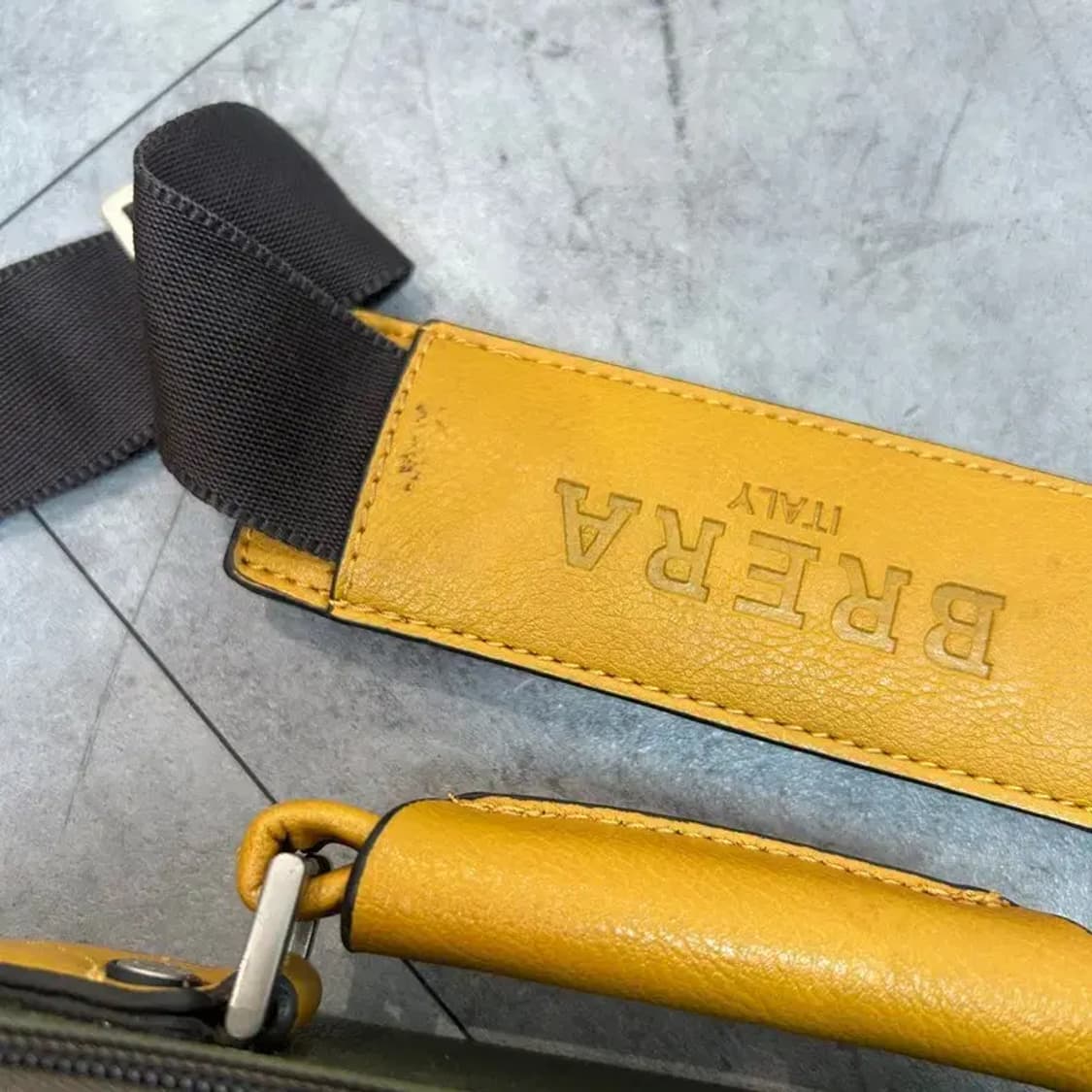 OS 브레라 패치워크 디자인 크로스백 카키 상품이미지4