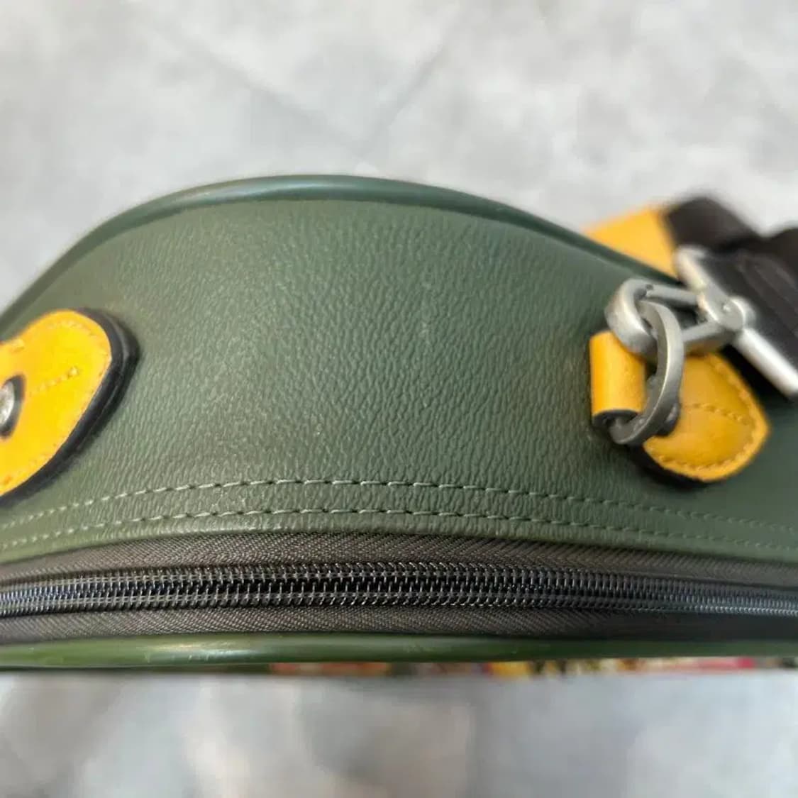 OS 브레라 패치워크 디자인 크로스백 카키 상품이미지5