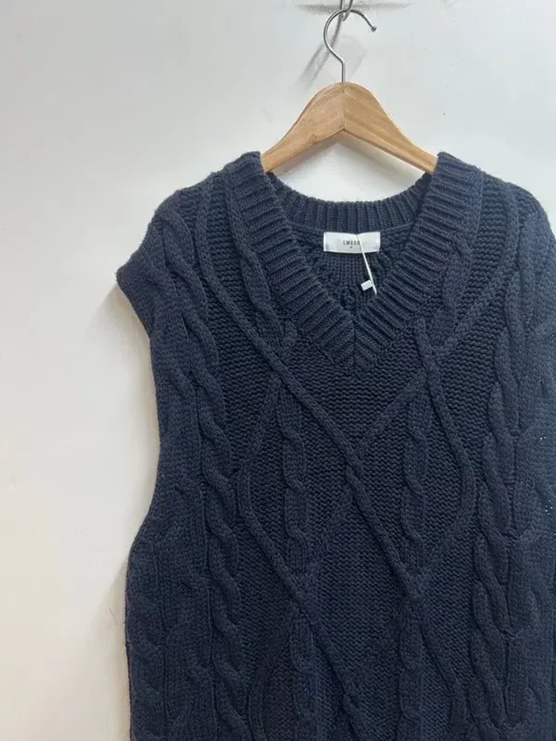 46 새상품 엘무드 너디 케이블 니트 베스트 네이비 상품이미지4
