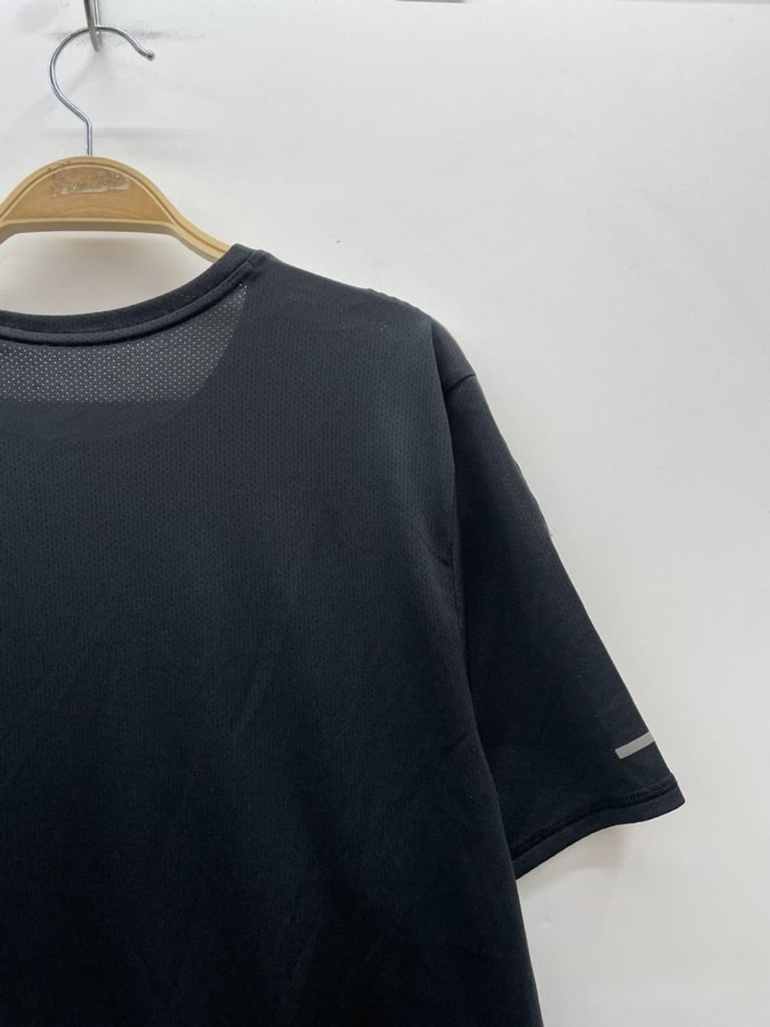 100 나이키 드라이 핏 다이 반팔 기능성웨어 상품이미지10