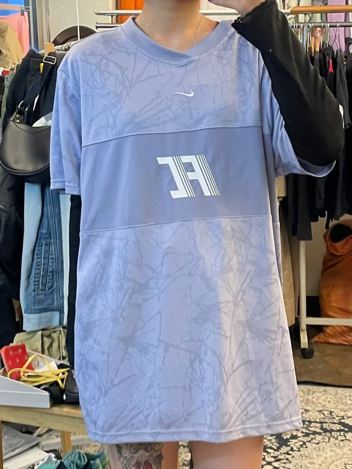 라지 나이키 드라이 핏 F.C. 반팔 저지 오버핏 상품이미지1