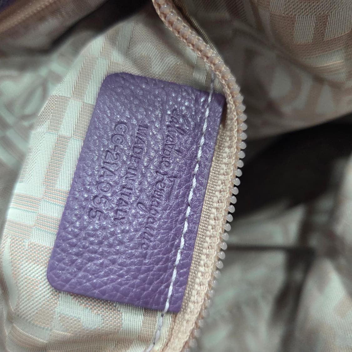 페라가모 숄더 상품이미지7