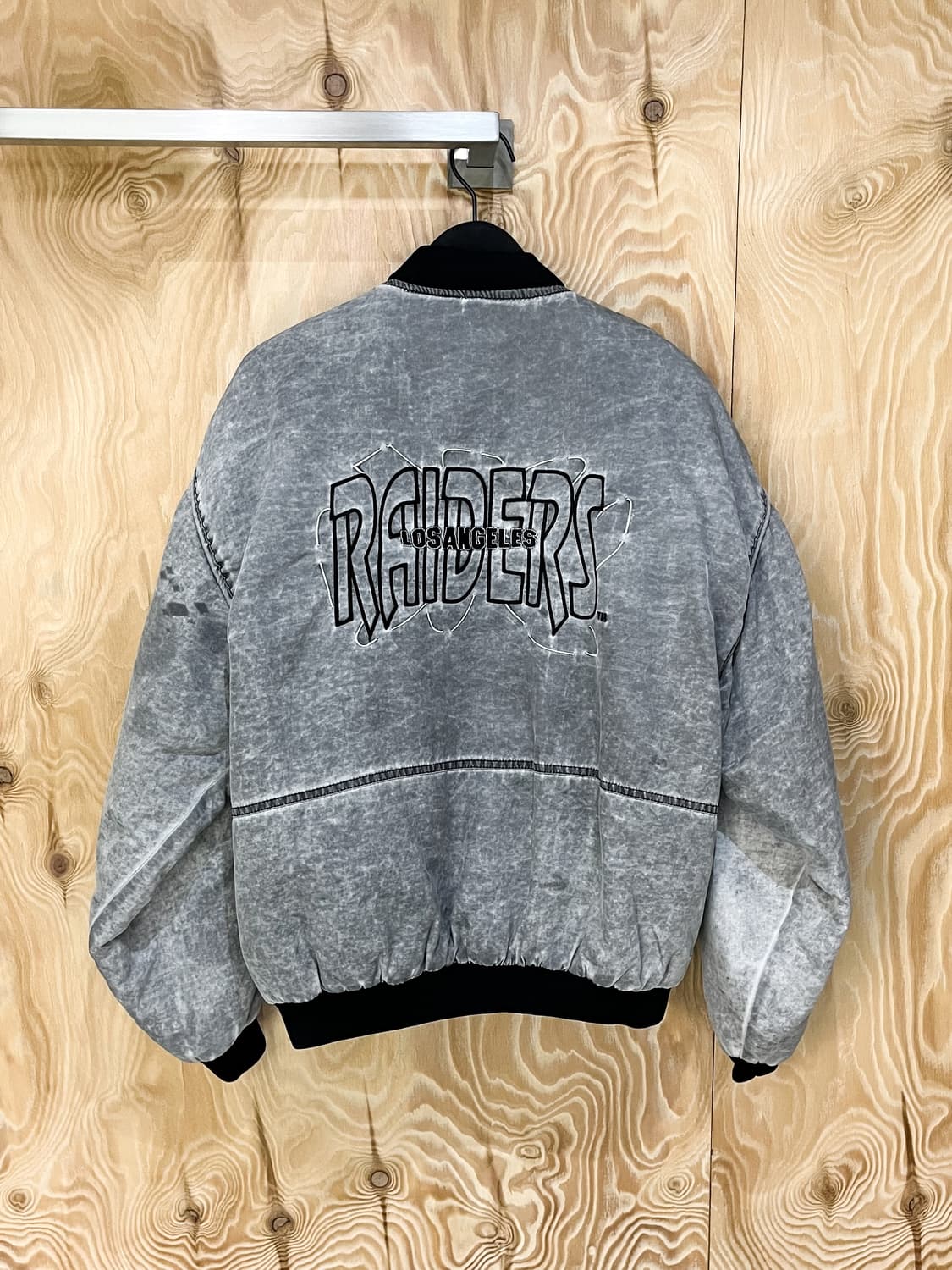 Nutmeg 90's LA 레이더스 봄버 자켓 상품이미지6