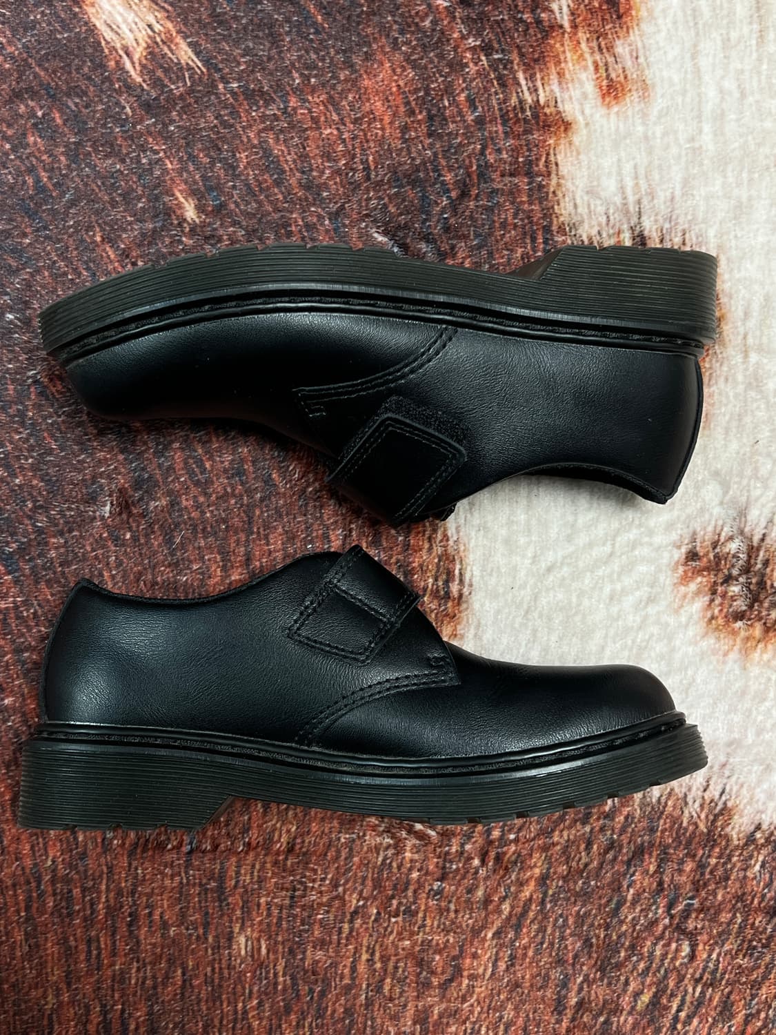 [210] 닥터마틴 KAMRON J 벨크로 로퍼 블랙 상품이미지3