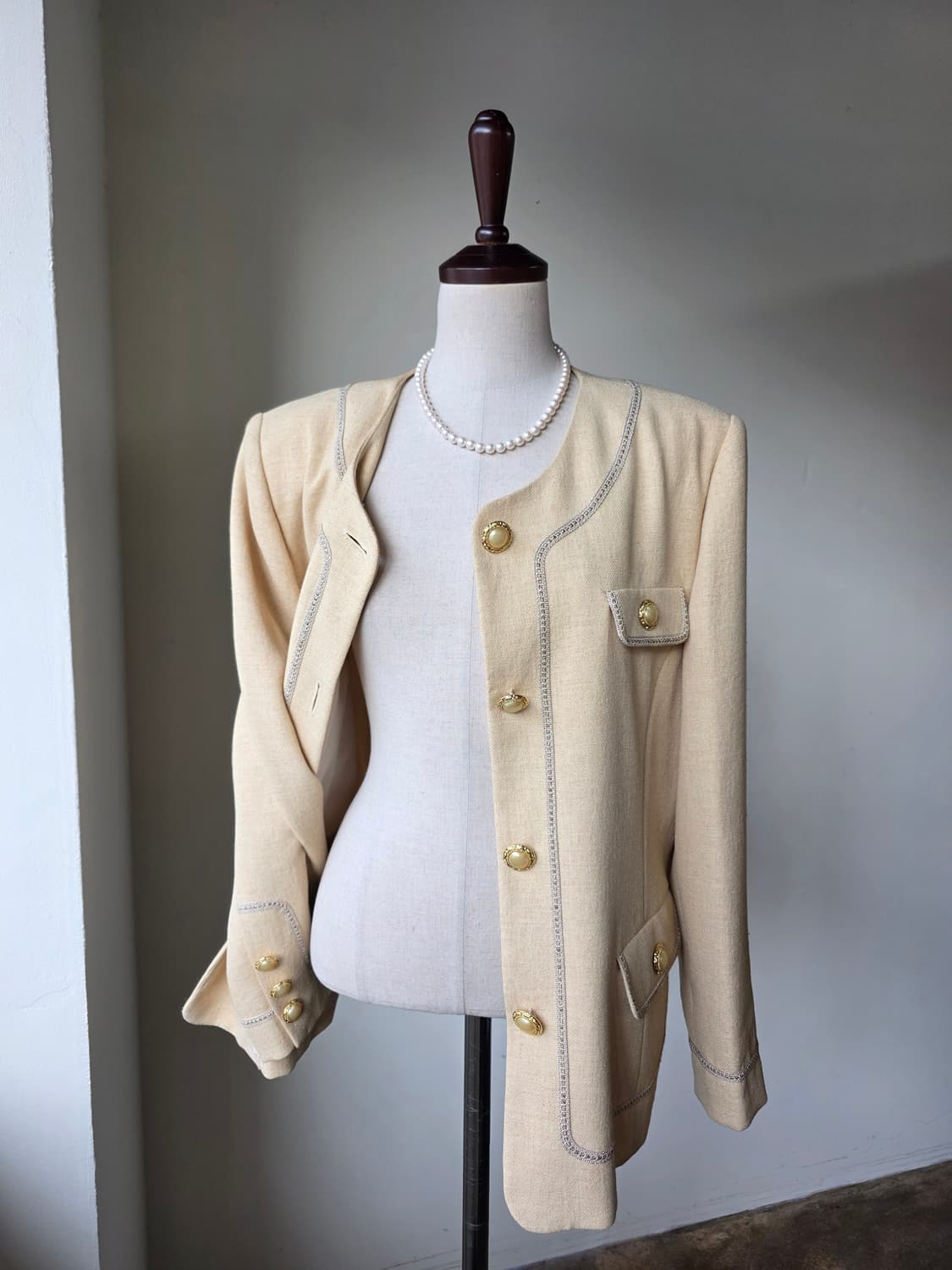 옐로우베이지 레이스 테이핑 금장 자켓 상품이미지3