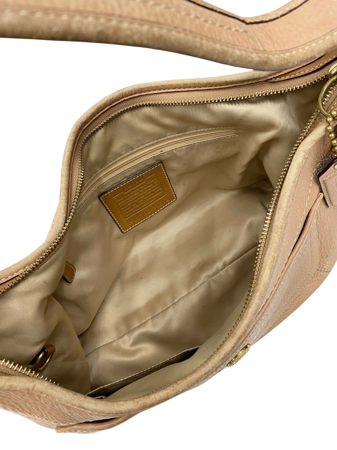 코치 y2k 베이지 레더 호보백 상품이미지3