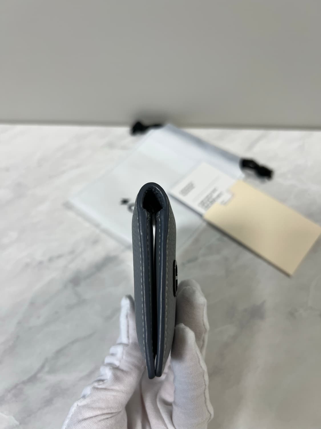 디올 CD 아이콘 버티컬 바이폴드 지갑 상품이미지10