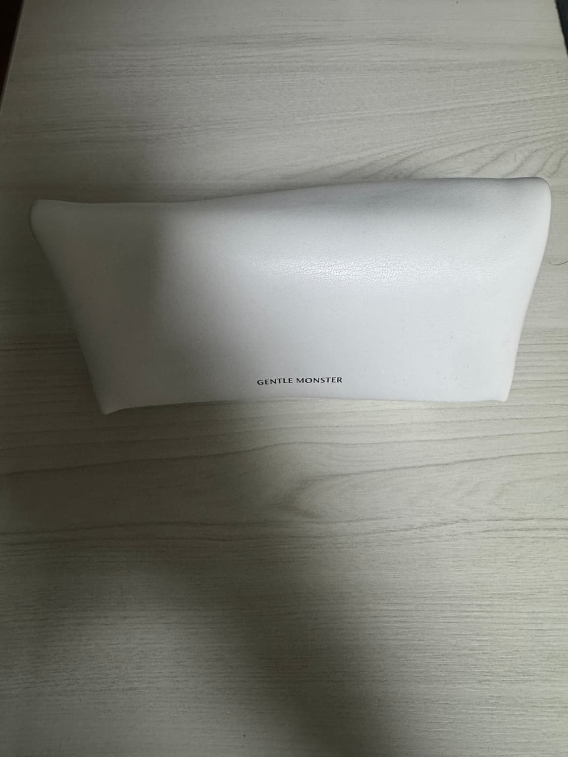 젠틀몬스터 바이01 상품이미지4