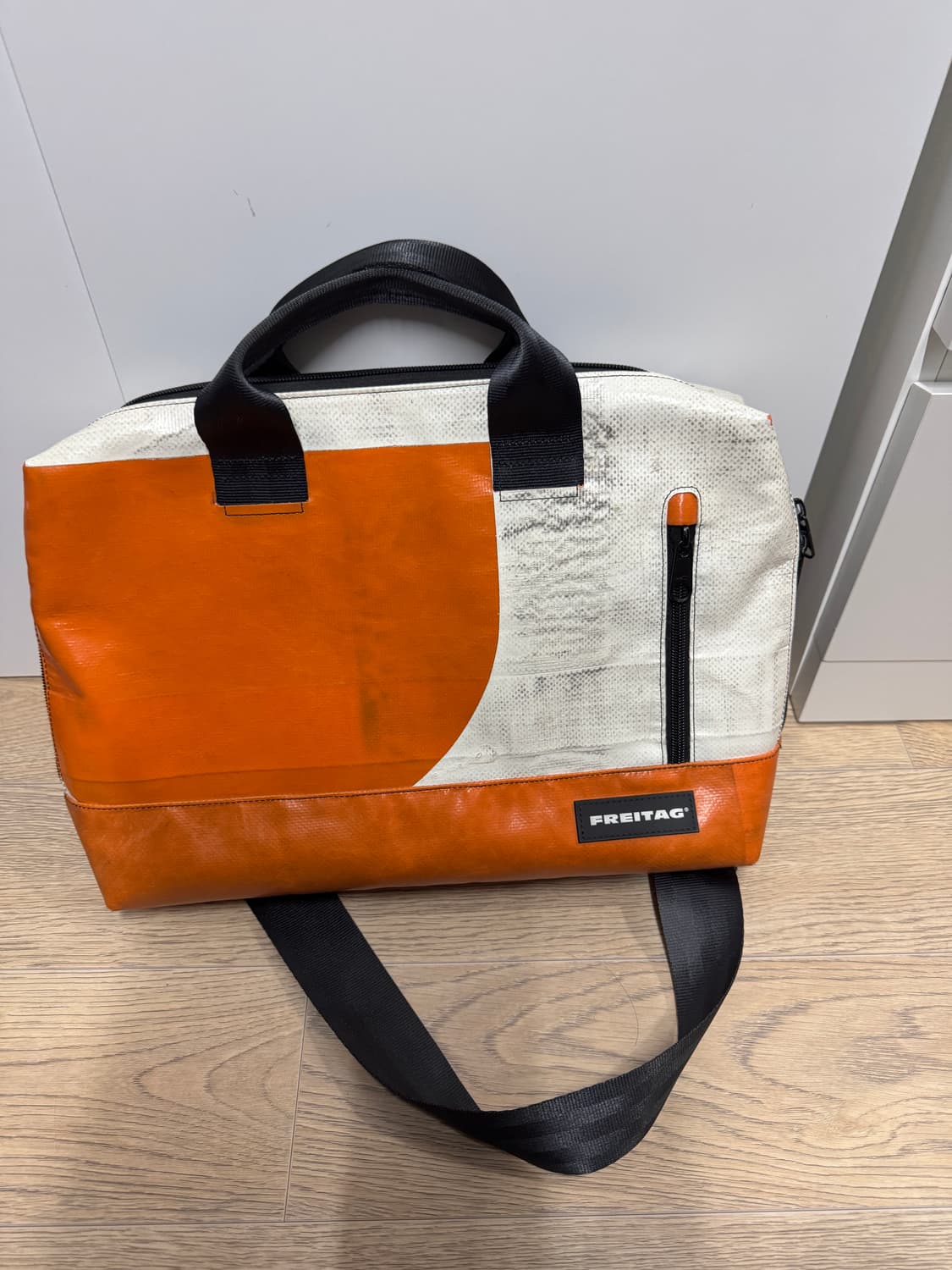 프라이탁 로이 오렌지/화이트 상품이미지1