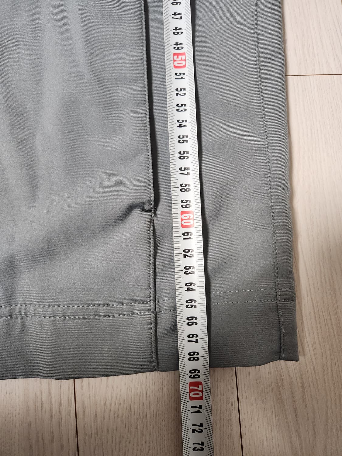 나이키 드라이핏 바람막이 집업 자켓 사이즈110 xxl

왼쪽 주머니 안 상품이미지3