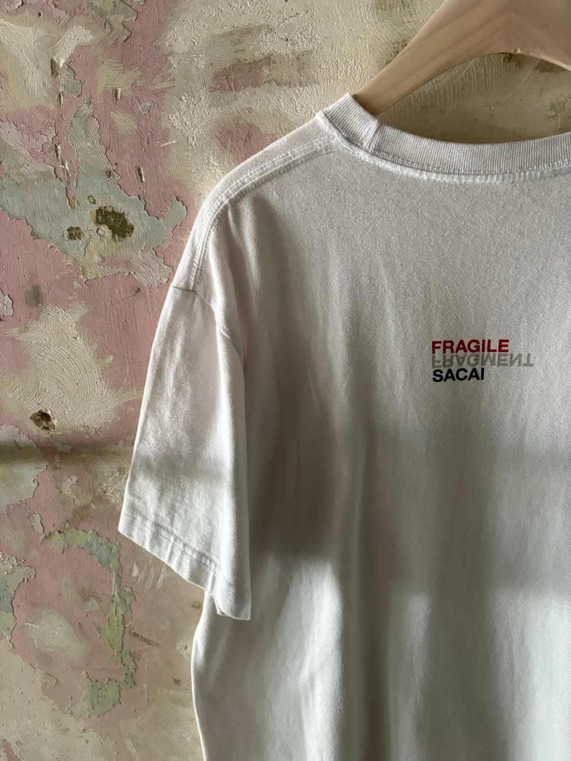 사카이 x 프라그먼트 19SS Fragile 티셔츠 상품이미지5