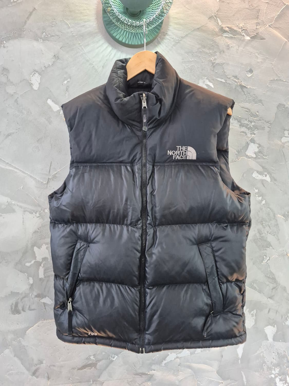 노스페이스 눕시 700 패딩조끼 블랙 95size 상품이미지1